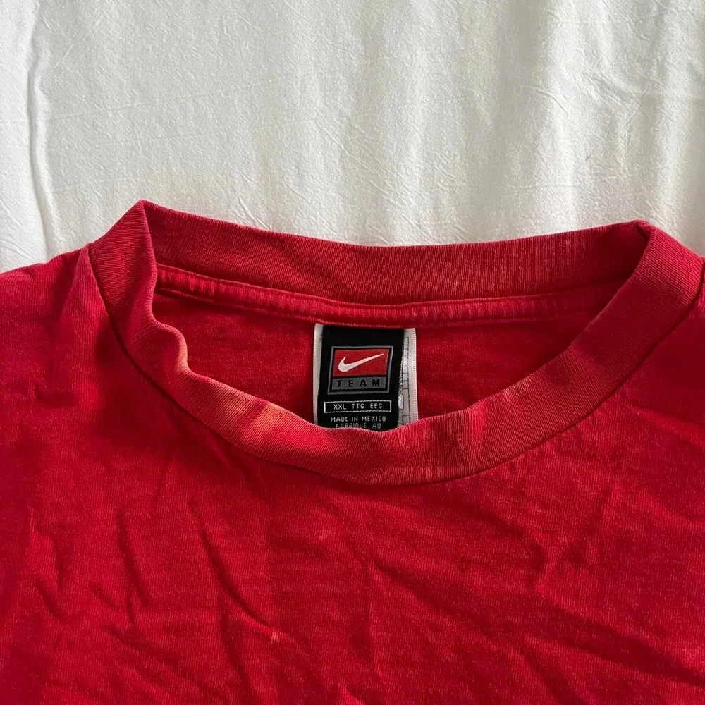 Nike y2k center